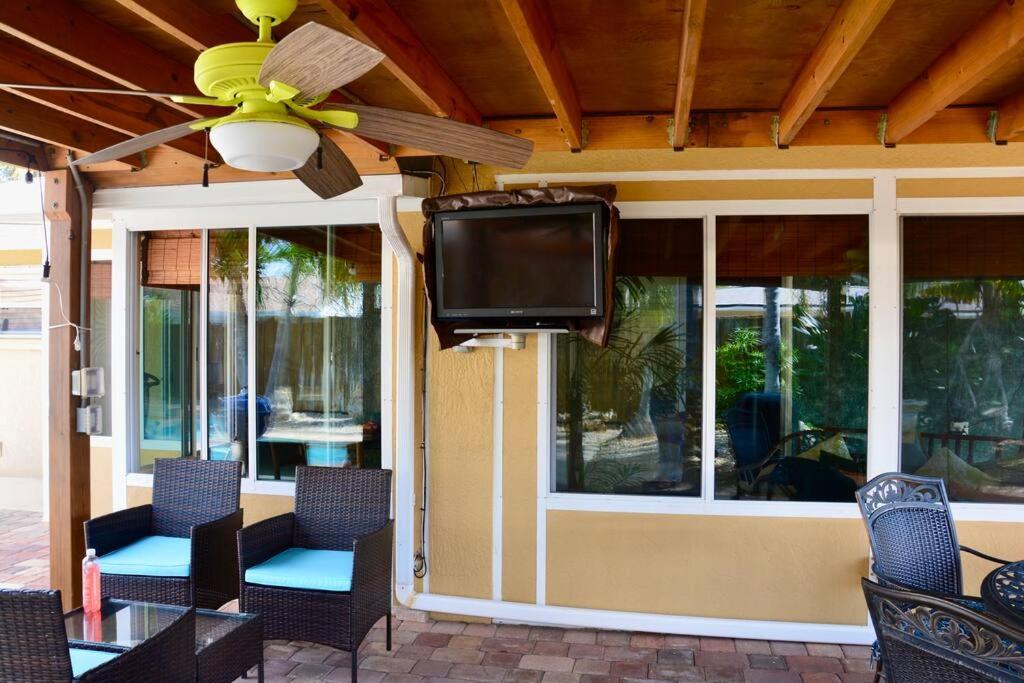 Tropical Island Escape Near Disney, Beach, Cruise Merritt Island エクステリア 写真