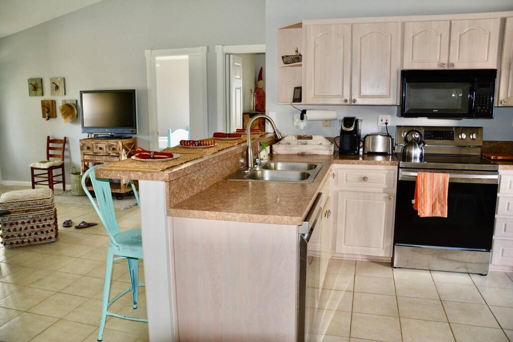 Tropical Island Escape Near Disney, Beach, Cruise Merritt Island エクステリア 写真
